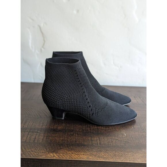 Eileen Fisher Purl Sock Pull On Recycled Stretch Knit Black Booties - Size 7 - Picture 1 of 8